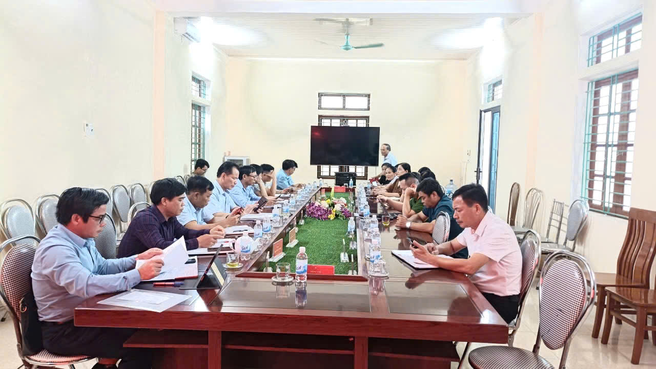 XÃ NAM TIỀN HẢI TỔ CHỨC HỘI NGHỊ SƠ KẾT 6 THÁNG ĐẦU NĂM CÁC BAN CHỈ ĐẠO DÂN VẬN, DÂN CHỦ VÀ DÂN TỘC- TÔN GIÁO