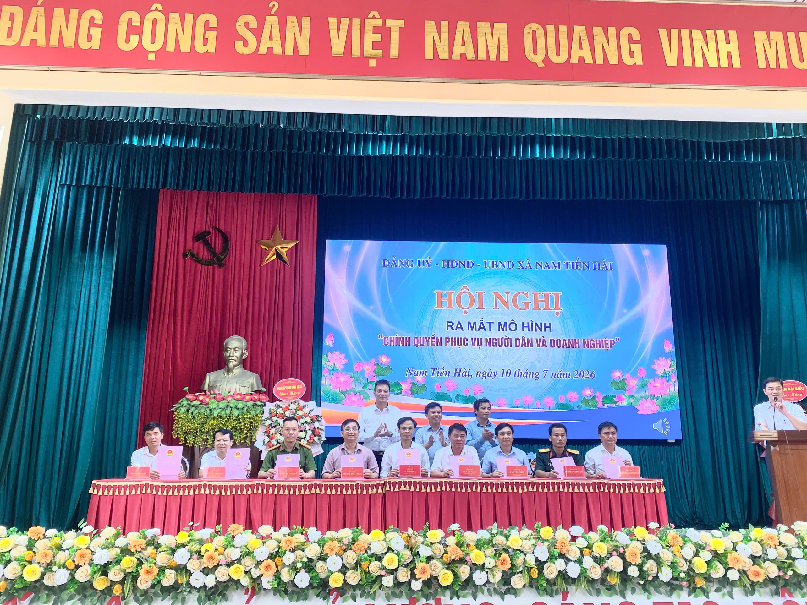 XÃ NAM TIỀN HẢI TỔ CHỨC HỘI NGHỊ RA MẮT MÔ HÌNH “CHÍNH QUYỀN PHỤC VỤ NGƯỜI DÂN VÀ DOANH NGHIỆP” NĂM 2026