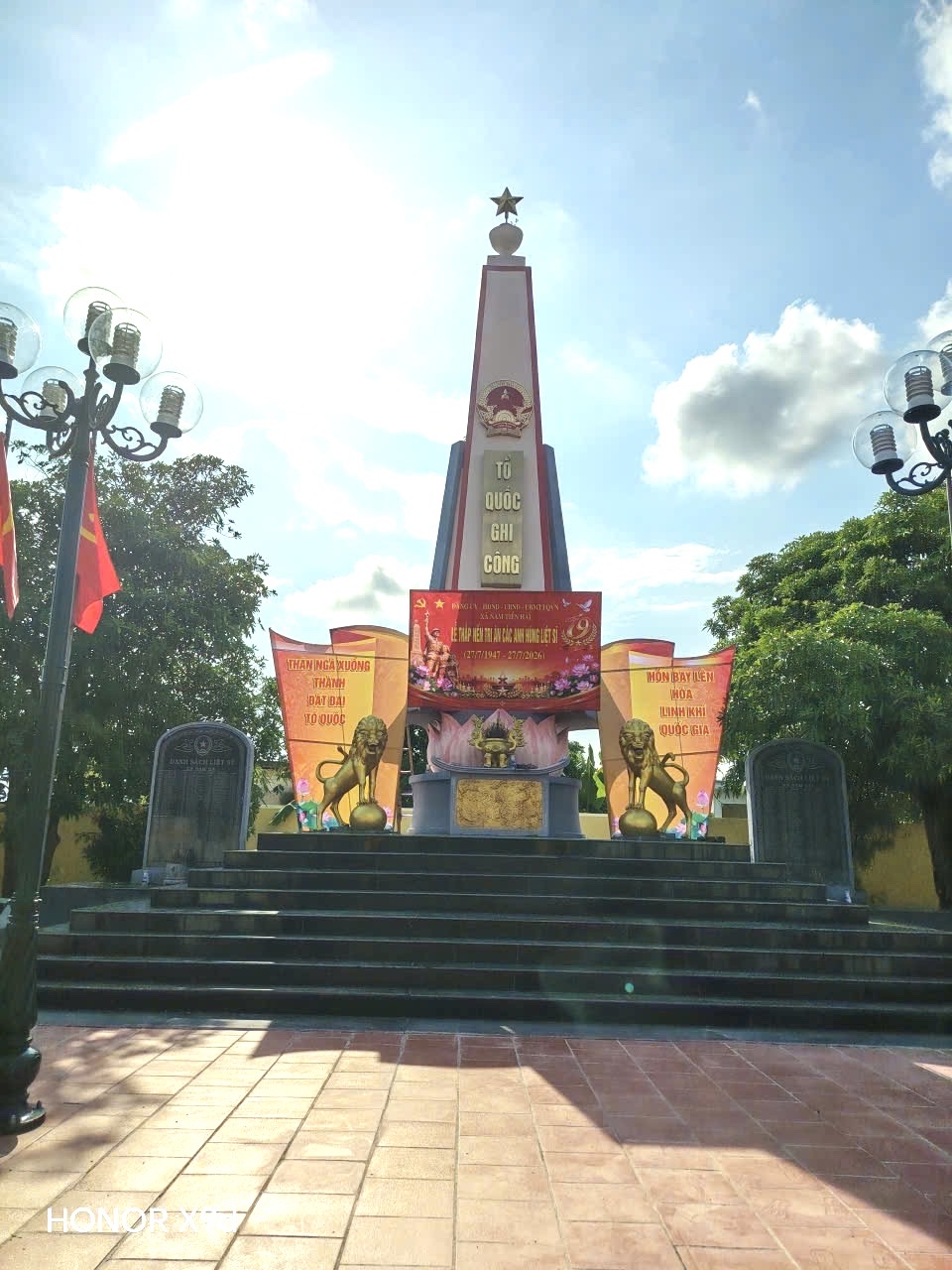 CÁC HOẠT ĐỘNG CHỈNH TRANG, VỆ SINH NGHĨA TRANG LIỆT SĨ HỒNG HÀ HẢI VÀ ĐÀI TƯỞNG NIỆM CÁC ANH HÙNG LIỆT SĨ  NAM HỒNG CHUẨN BỊ CHO LỄ DÂNG HƯƠNG, THẮP NẾN TRI ÂN HƯỚNG TỚI KỶ NIỆM 79 NĂM  NGÀY THƯƠNG BINH- LIỆT SĨ  (27/7/1947-27/7/2026)