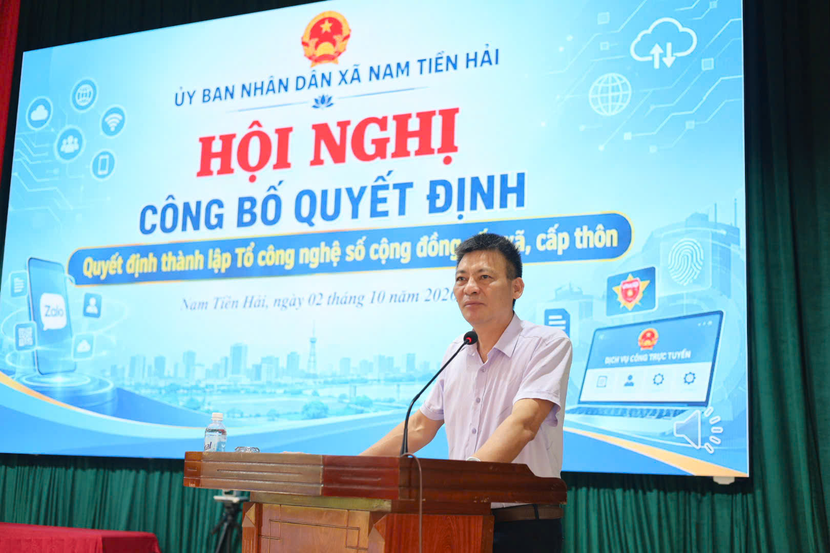 UBND XÃ NAM TIỀN HẢI TỔ CHỨC HỘI NGHỊ CÔNG BỐ THÀNH LẬP TỔ CÔNG NGHỆ SỐ CỘNG ĐỒNG VÀ TRIỂN KHAI HỆ THỐNG ZALO MINI APP