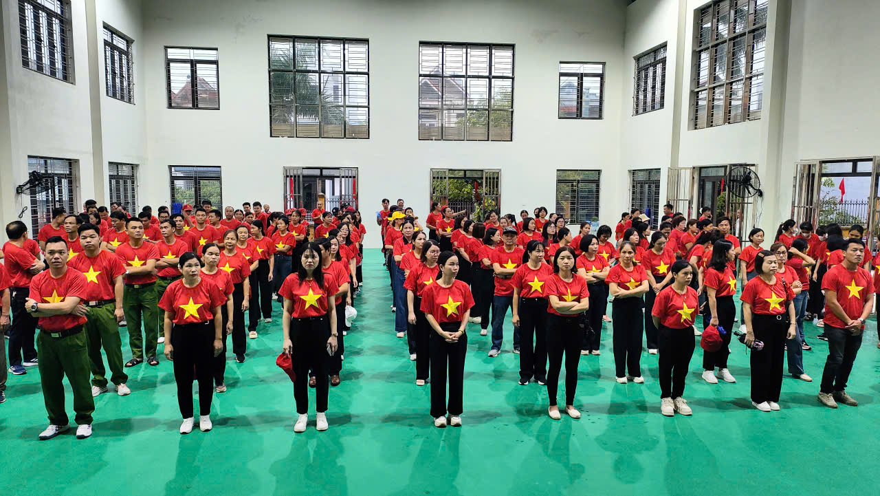 XÃ NAM TIỀN HẢI SÔI NỔI HƯỞNG ỨNG HOẠT ĐỘNG “CÙNG VIỆT NAM TIẾN BƯỚC”