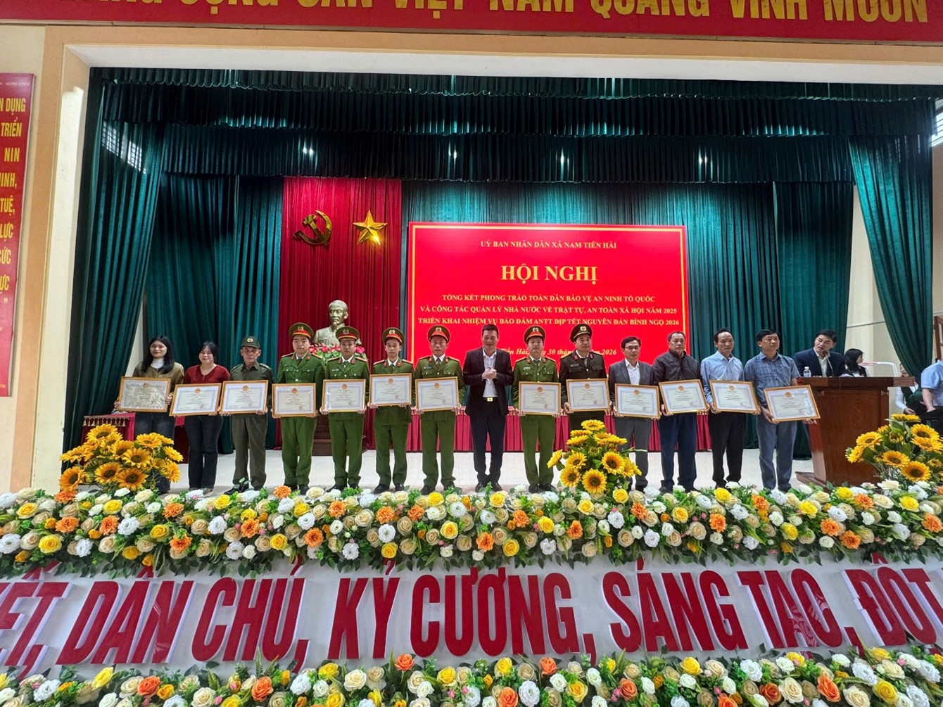 Uỷ ban nhân dân xã Nam Tiền Hải tổ chức hội nghị tổng kết phong trào Toàn dân bảo vệ an ninh Tổ quốc năm 2025 và triển khai nhiệm vụ bảo đảm ANTT dịp Tết Nguyên đán Bính Ngọ 2026