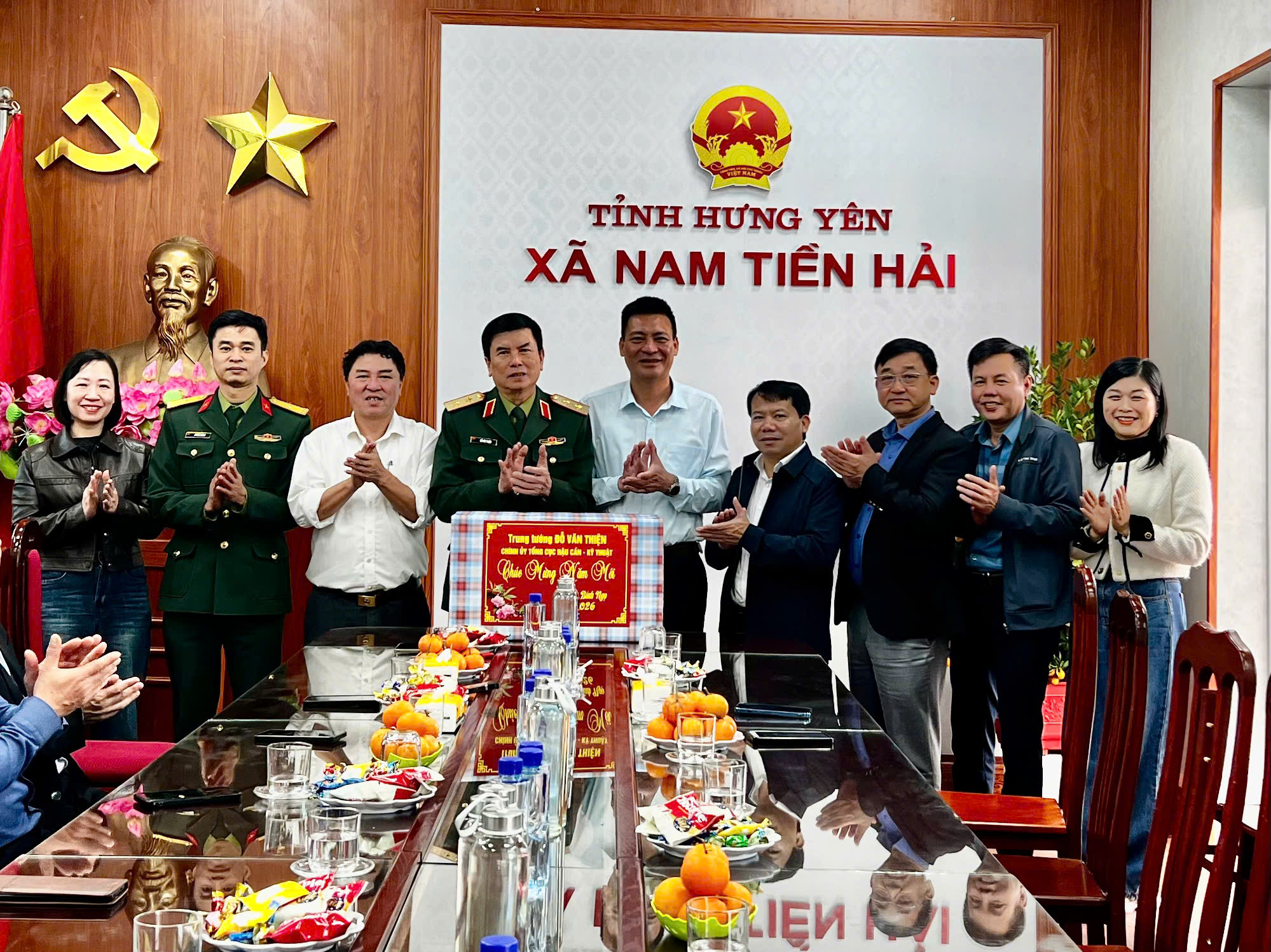 Trung tướng Đỗ Văn Thiện thăm, chúc Tết các đơn vị trên địa bàn xã Nam Tiền Hải