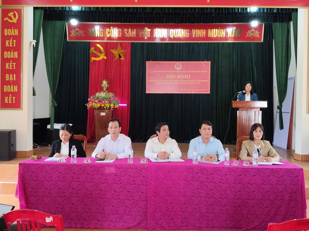 BAN THƯỜNG TRỰC ỦY BAN MTTQ VIỆT NAM XÃ NAM TIỀN HẢI TỔ CHỨC HỘI NGHỊ TIẾP XÚC CỬ TRI VẬN ĐỘNG BẦU CỬ TẠI ĐƠN VỊ BẦU CỬ SỐ 5 – THÔN TRUNG LANG