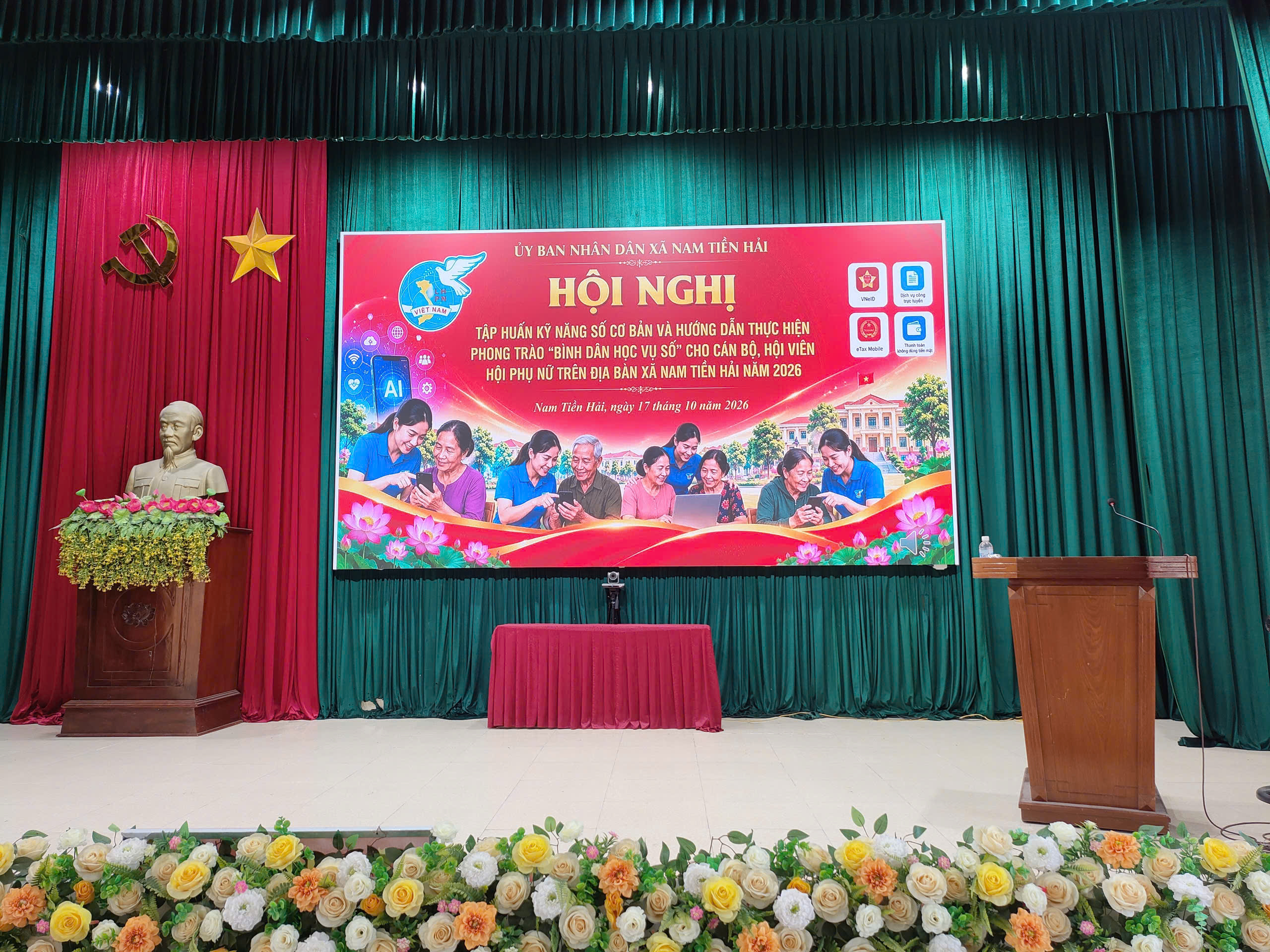 XÃ NAM TIỀN HẢI TỔ CHỨC HỘI NGHỊ TẬP HUẤN KỸ NĂNG SỐ CƠ BẢN, HƯỚNG DẪN THỰC HIỆN PHONG TRÀO “BÌNH DÂN HỌC VỤ SỐ” NĂM 2026