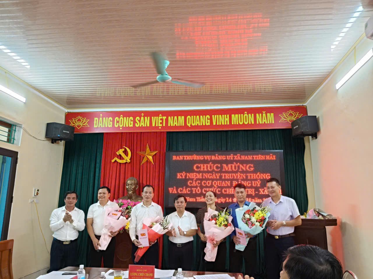 XÃ NAM TIỀN HẢI: TỔ CHỨC HỘI NGHỊ CHÚC MỪNG KỶ NIỆM NGÀY TRUYỀN THỐNG CÁC CƠ QUAN ĐẢNG UỶ VÀ CÁC TỔ CHỨC CHÍNH TRỊ - XÃ HỘI