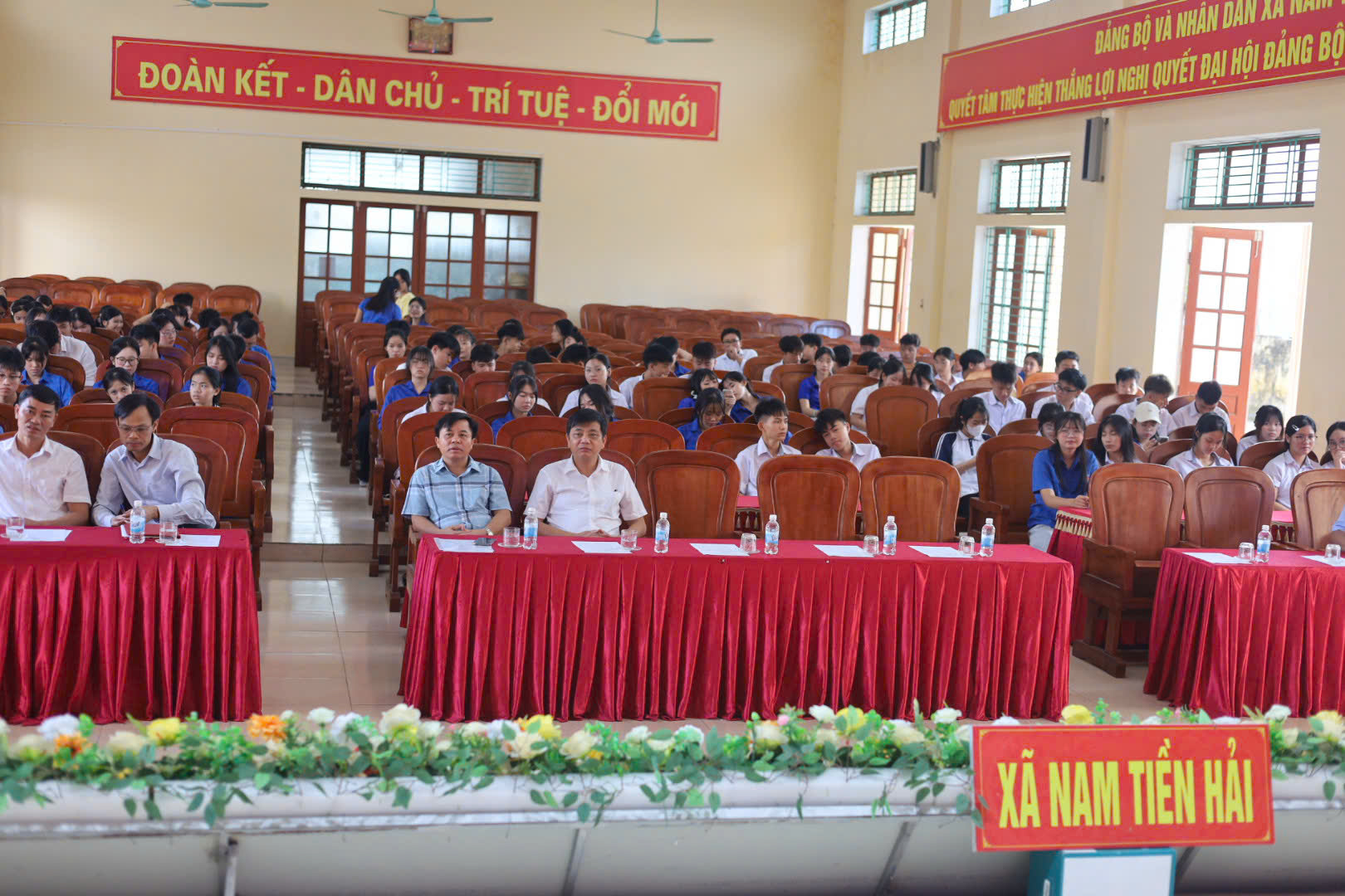 XÃ NAM TIỀN HẢI TẬP HUẤN KỸ NĂNG SỐ CƠ BẢN VÀ TRIỂN KHAI PHONG TRÀO “BÌNH DÂN HỌC VỤ SỐ” NĂM 2026 CHO ĐỐI TƯỢNG CÁN BỘ, ĐOÀN VIÊN THANH NIÊN TRÊN ĐỊA BÀN